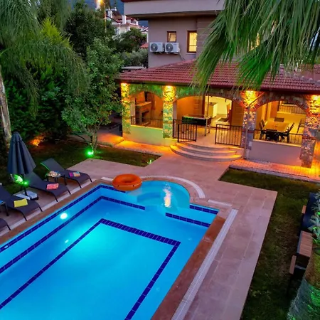 Vila Kalamos Private For 10 People In Hisaroenue